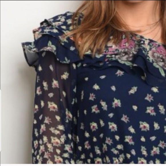 SALE!!! 🛍 Navy Floral Dress - Picture 2 of 4